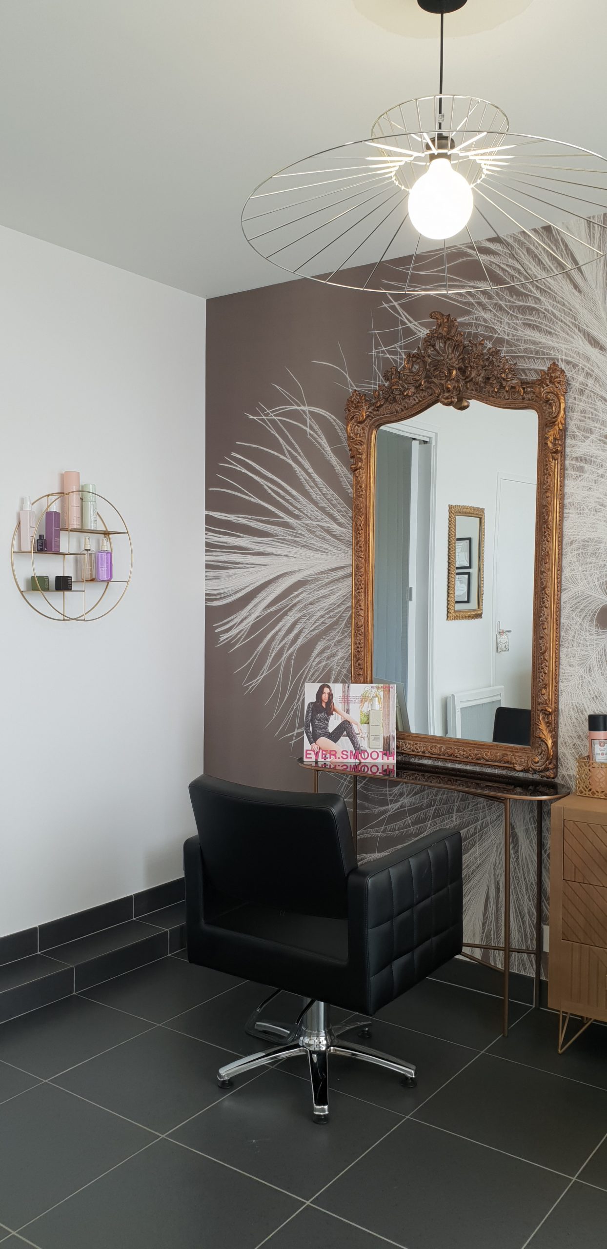 le miroir de Vanessa salon de coiffure Saint-Nazaire